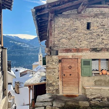Swiss Chalet Near Flims Trin Bagian luar foto